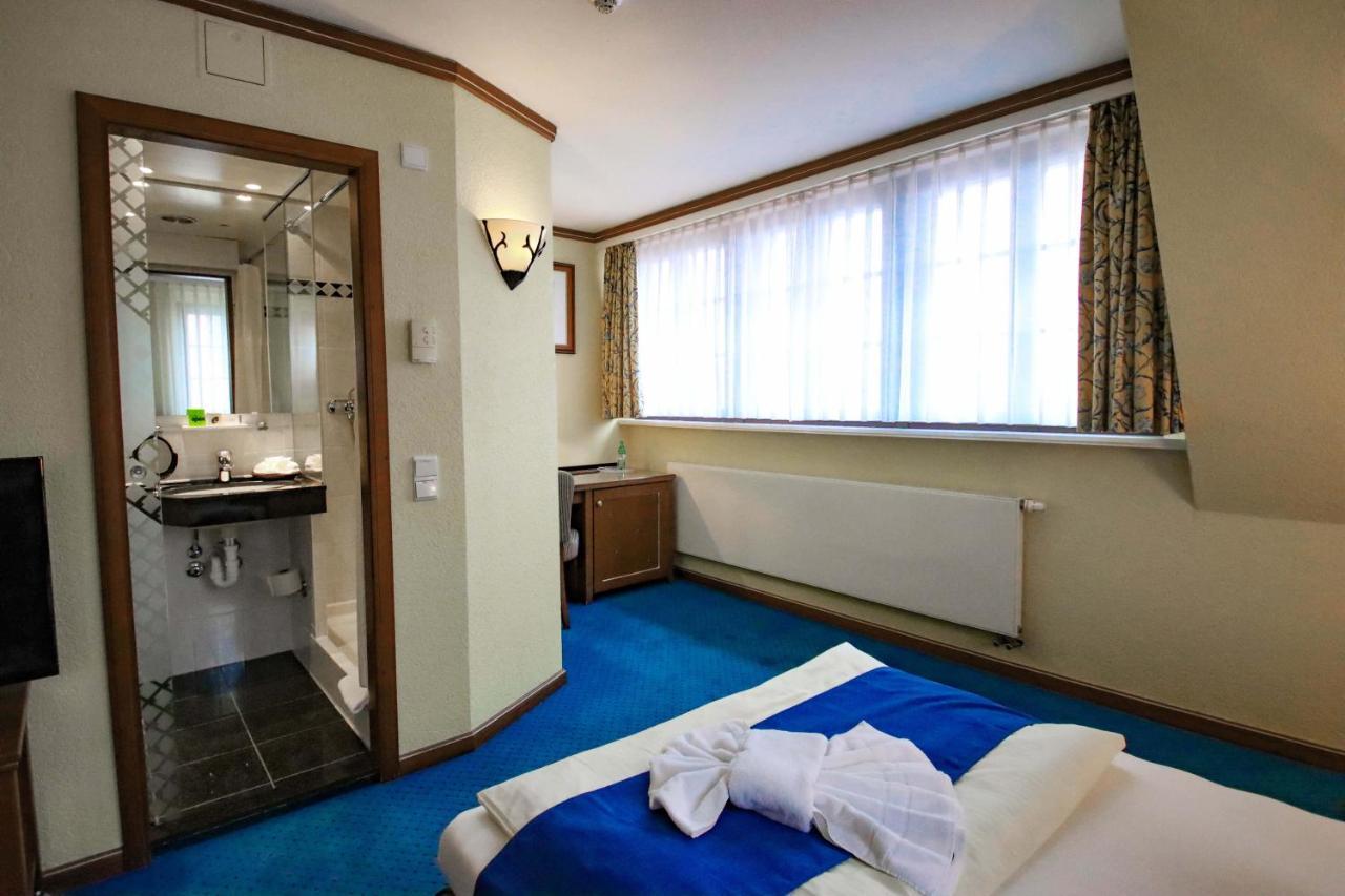 Hotel Zum Schwan 3*